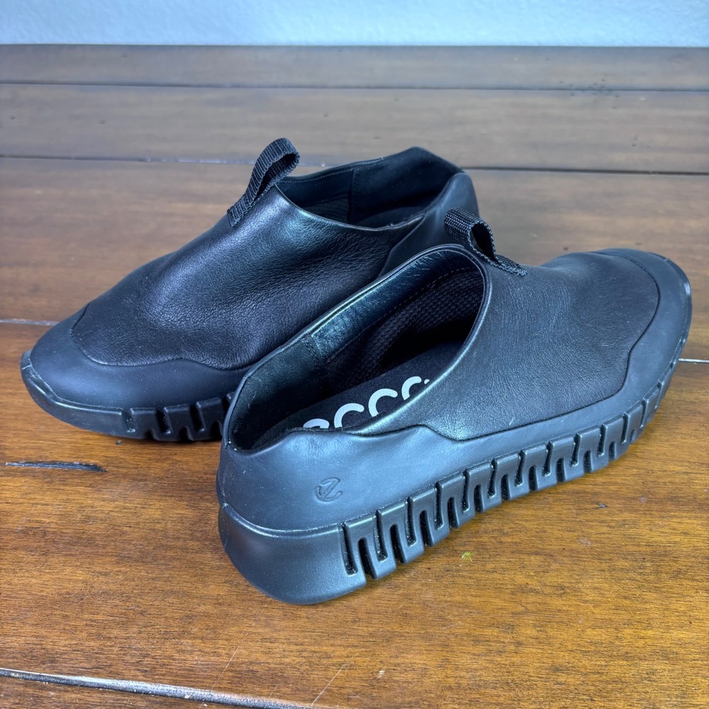 ECCO Gruuv Slip On Sneakers Womens 37 US 6-6.5 Black Leather GORE-TEX Walking